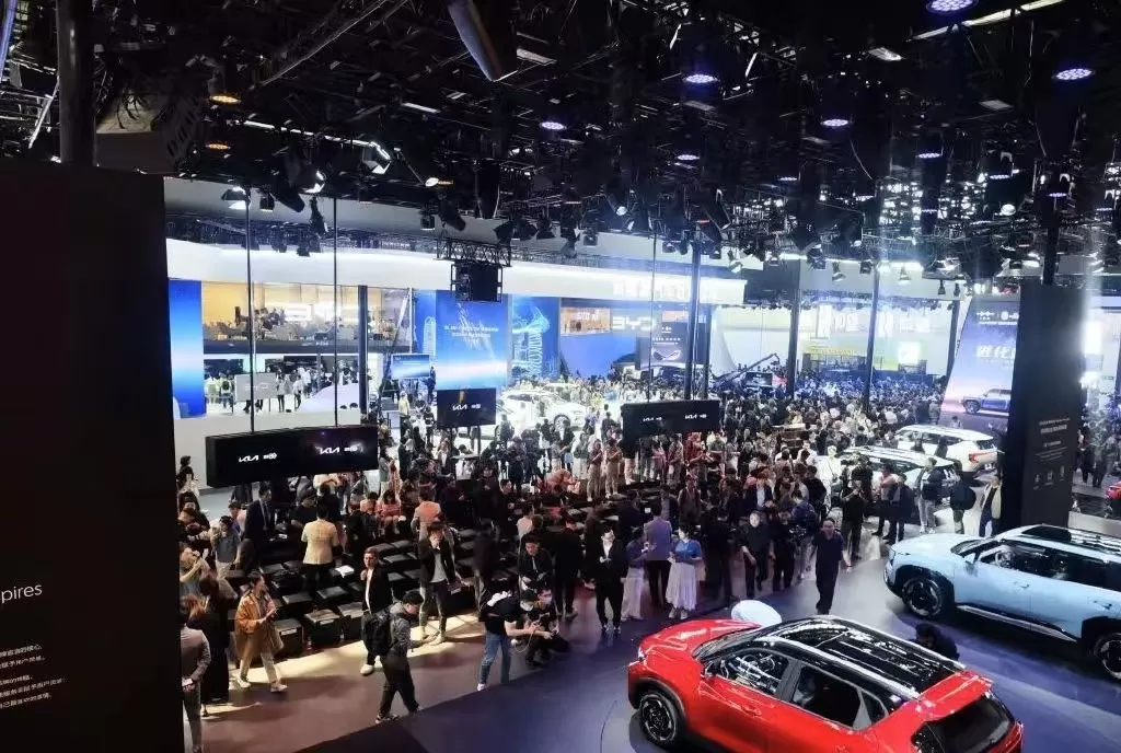车展图1.jpg